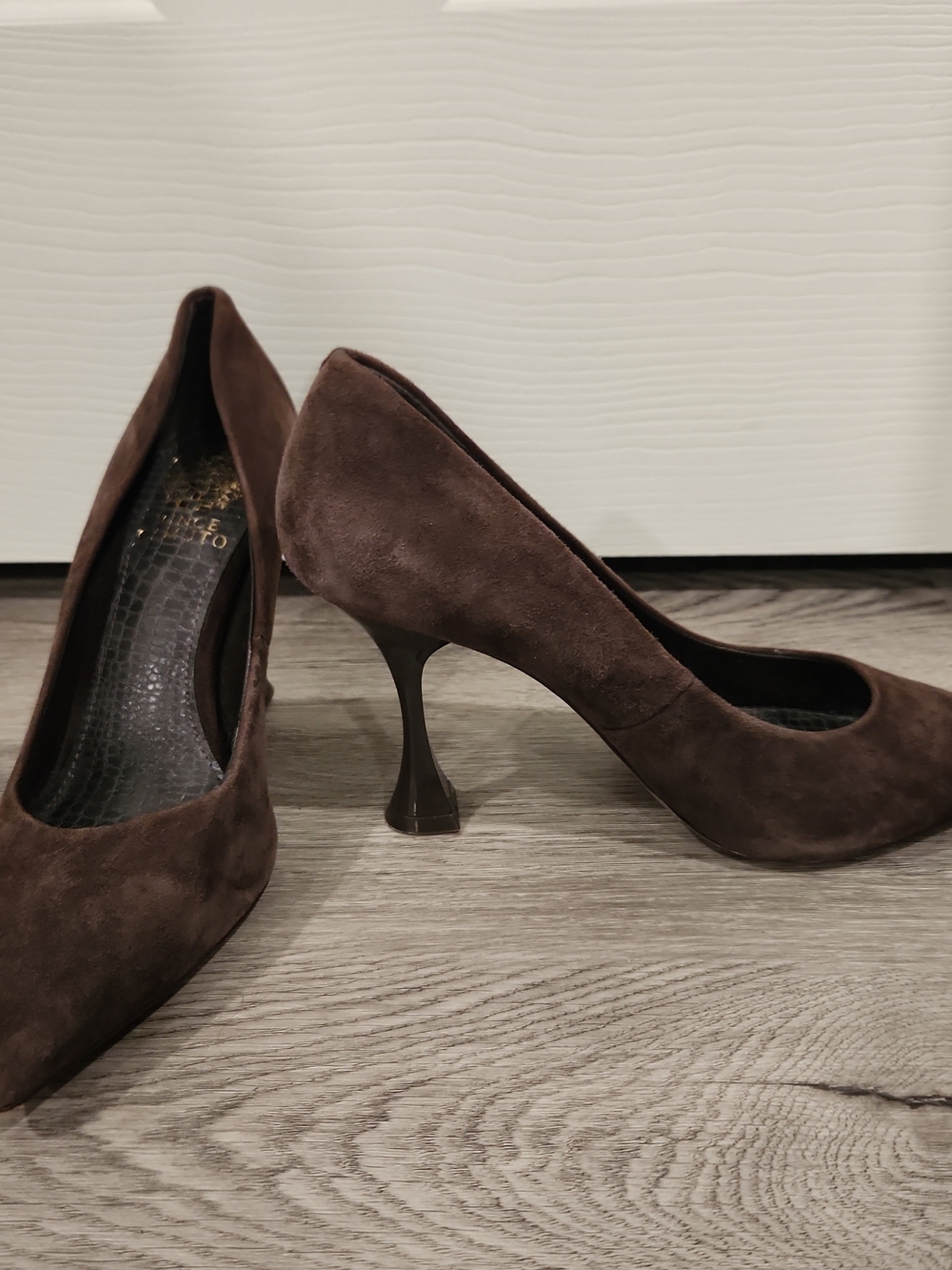 Vince Camuto Brown Suede Pointed Toe Pumps Size 7.5 M